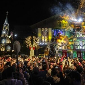 Gramado Réveillon 2026 : show e queima de fogos na virada de ano - Sortimentos Réveillon 2026
